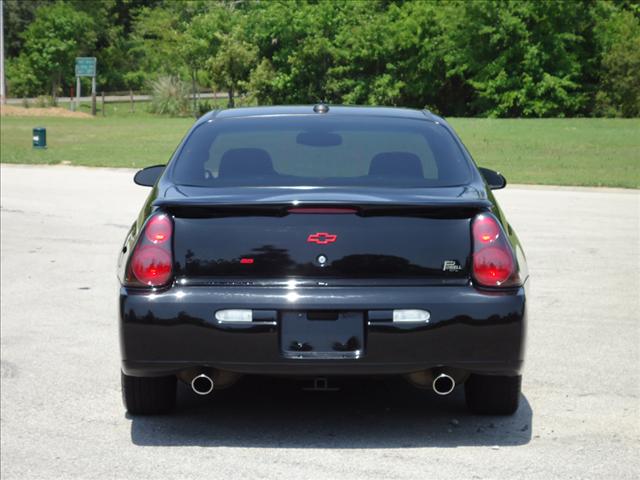 Chevrolet Monte Carlo 2003 photo 3