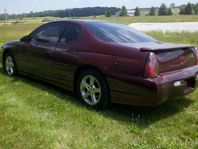 Chevrolet Monte Carlo 2003 photo 2