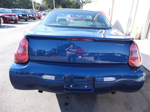 Chevrolet Monte Carlo 2004 photo 2