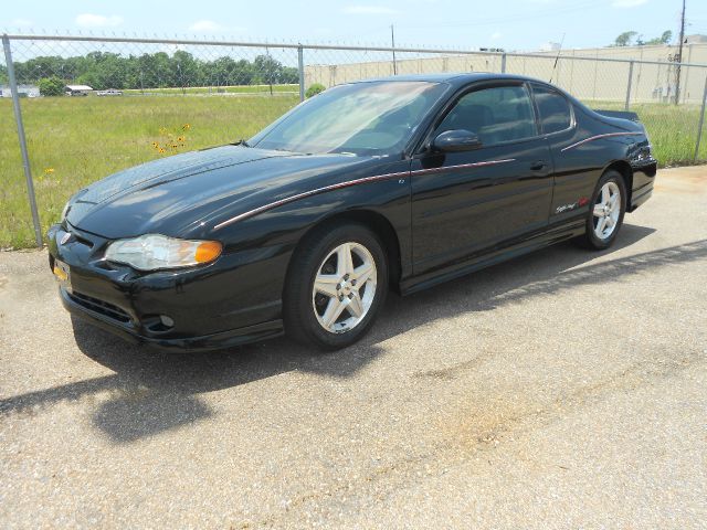 Chevrolet Monte Carlo 2004 photo 2