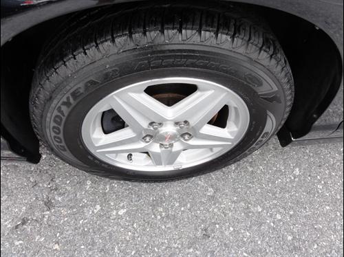 Chevrolet Monte Carlo 4dr Sdn Auto (natl) Hatchback Other