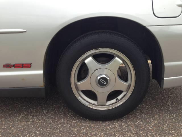 Chevrolet Monte Carlo 2004 photo 8