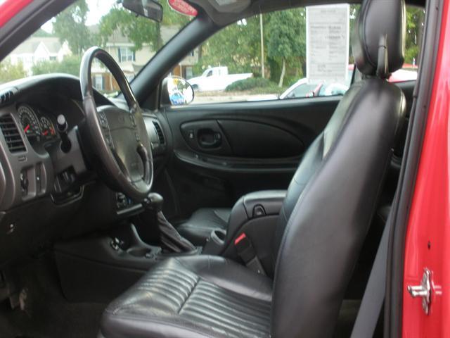 Chevrolet Monte Carlo 2004 photo 4