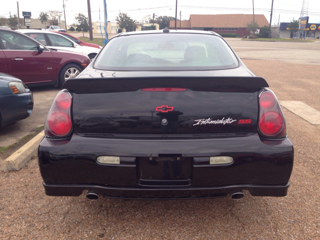 Chevrolet Monte Carlo 2004 photo 4