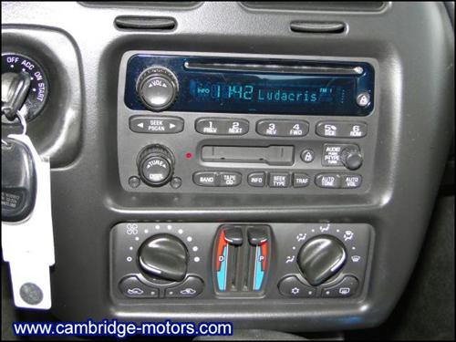 Chevrolet Monte Carlo 2004 photo 4