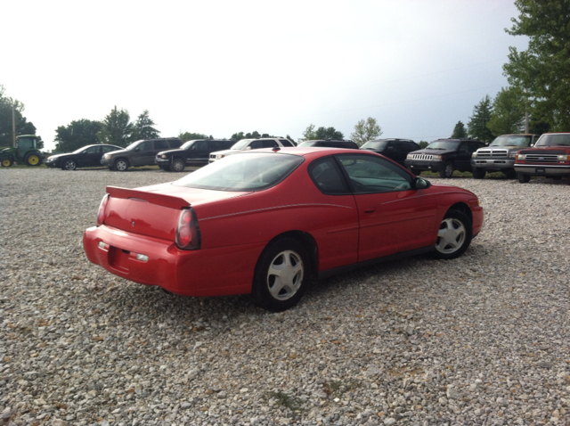 Chevrolet Monte Carlo 2004 photo 2