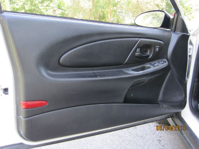 Chevrolet Monte Carlo 2004 photo 12