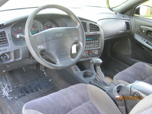 Chevrolet Monte Carlo 2004 photo 24