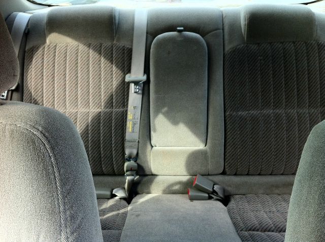 Chevrolet Monte Carlo 2004 photo 2