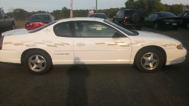 Chevrolet Monte Carlo 2004 photo 3