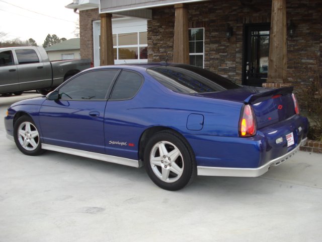 Chevrolet Monte Carlo 2005 photo 2