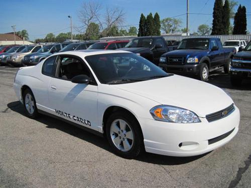 Chevrolet Monte Carlo 2006 photo 2