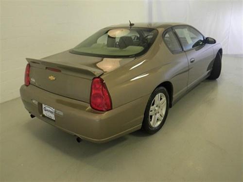 Chevrolet Monte Carlo 2006 photo 2