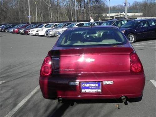 Chevrolet Monte Carlo 2006 photo 4