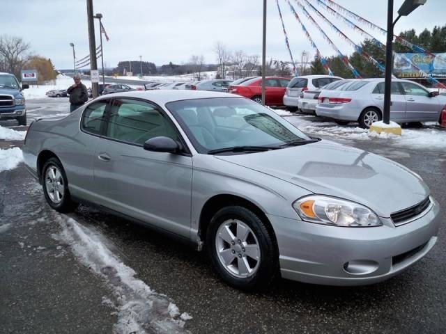 Chevrolet Monte Carlo 2006 photo 2