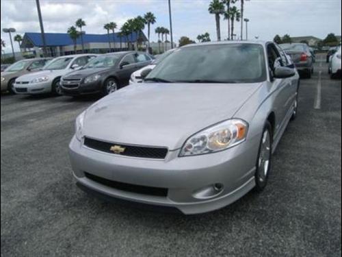 Chevrolet Monte Carlo 2006 photo 2