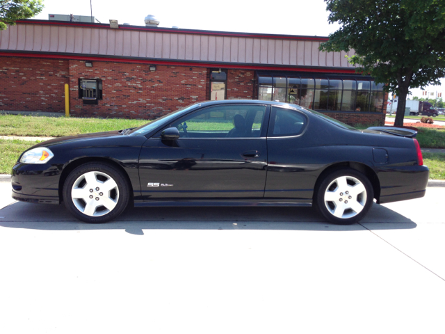 Chevrolet Monte Carlo 2006 photo 1