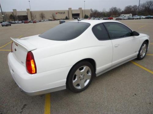 Chevrolet Monte Carlo 2006 photo 2