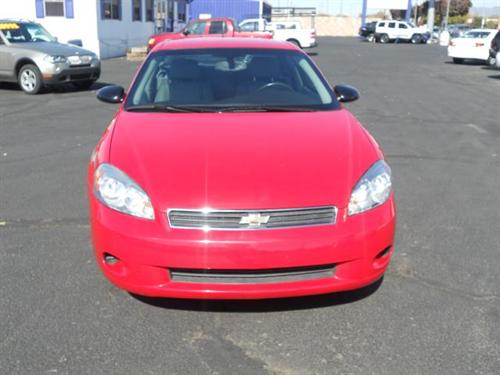 Chevrolet Monte Carlo 2006 photo 2