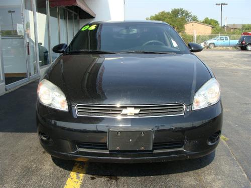Chevrolet Monte Carlo 2006 photo 2