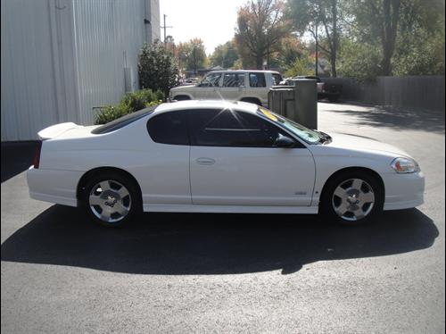 Chevrolet Monte Carlo 2006 photo 3