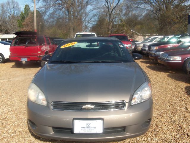 Chevrolet Monte Carlo 2006 photo 4