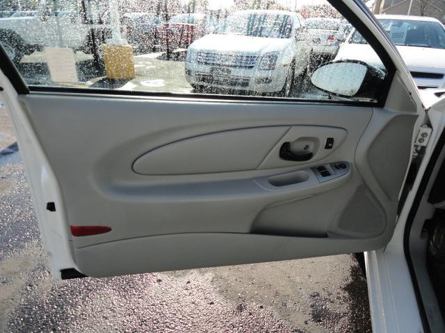 Chevrolet Monte Carlo 2006 photo 4