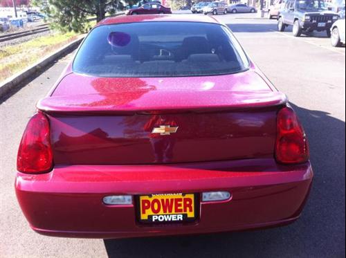 Chevrolet Monte Carlo 2006 photo 4