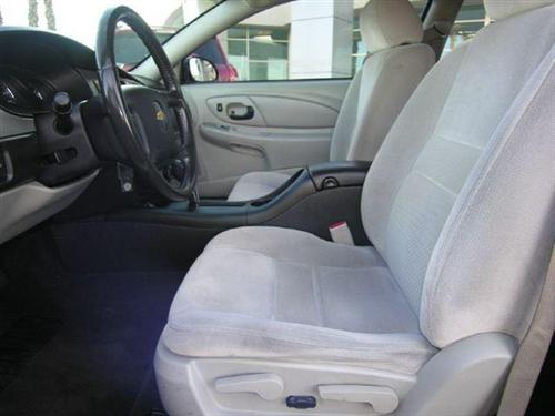 Chevrolet Monte Carlo 2006 photo 2