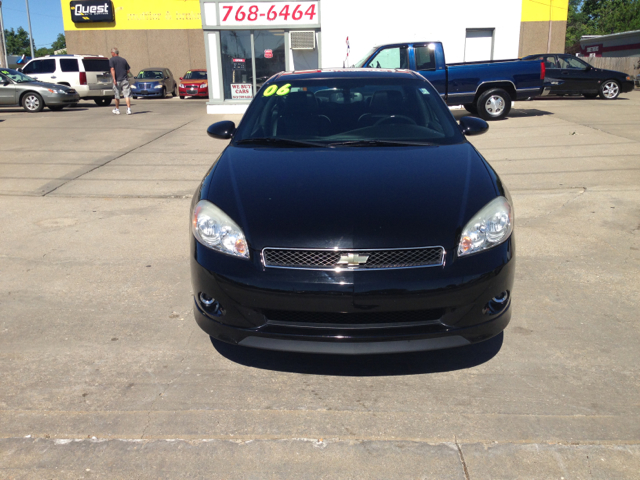 Chevrolet Monte Carlo 4dr Sdn Auto (natl) Hatchback Coupe