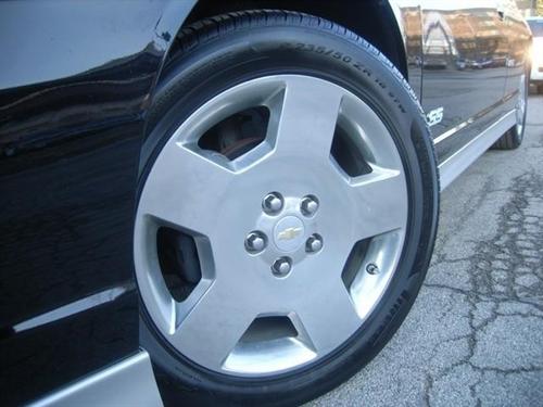 Chevrolet Monte Carlo 2006 photo 4