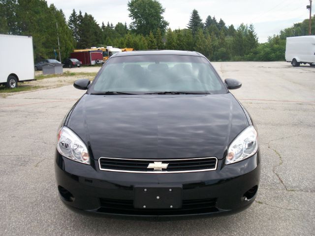 Chevrolet Monte Carlo 2006 photo 3