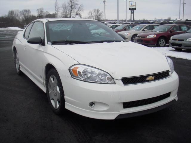 Chevrolet Monte Carlo 2007 photo 2