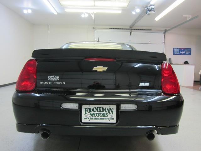 Chevrolet Monte Carlo 2007 photo 2