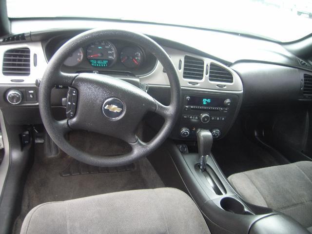 Chevrolet Monte Carlo 2007 photo 2