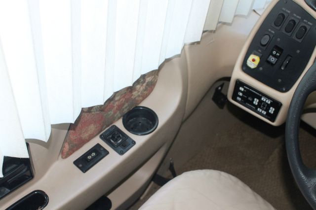 Chevrolet Mountain Aire 1999 photo 2