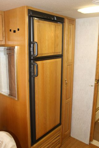 Chevrolet Mountain Aire 1999 photo 22