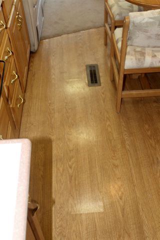 Chevrolet Mountain Aire 1999 photo 41