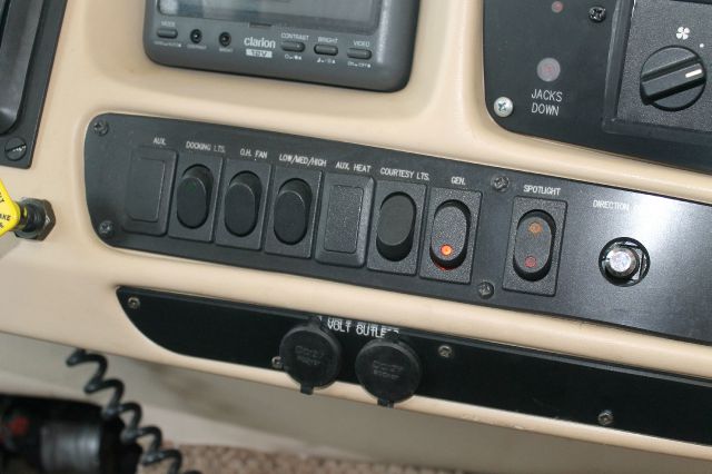 Chevrolet Mountain Aire 1999 photo 45