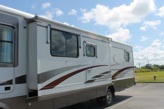 Chevrolet Mountain Aire 1999 photo 58