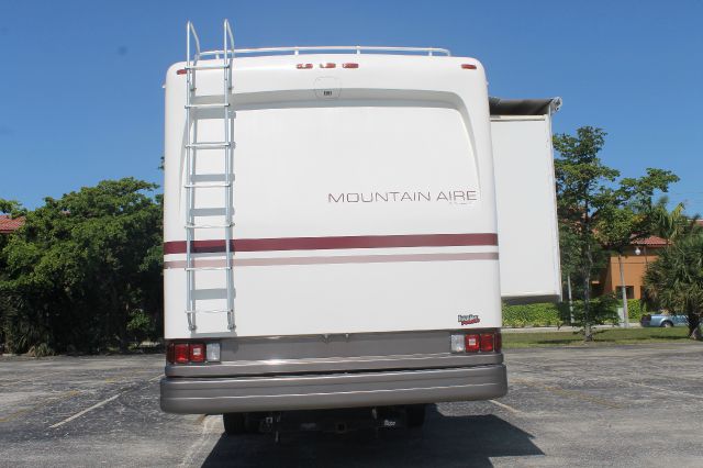 Chevrolet Mountain Aire 1999 photo 63