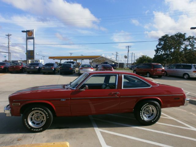 Chevrolet NOVA 1975 photo 4