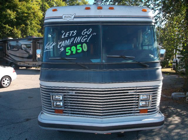 Chevrolet P30 1983 photo 1