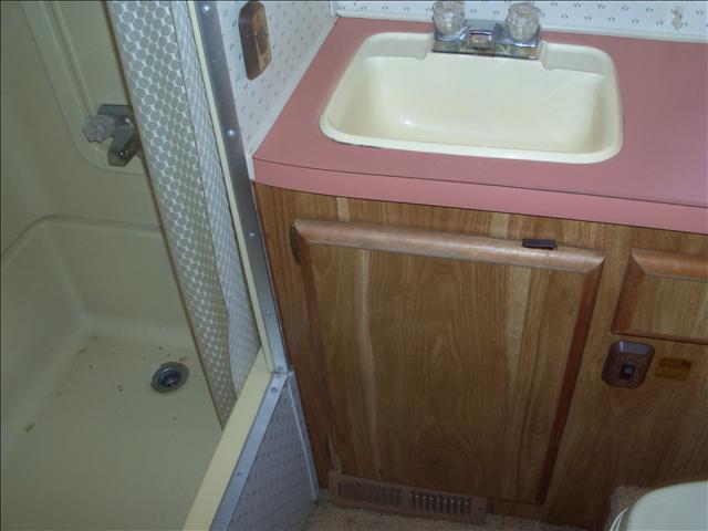 Chevrolet P30 1987 photo 3