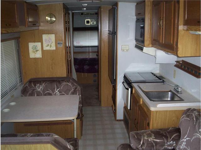 Chevrolet P30 1990 photo 3