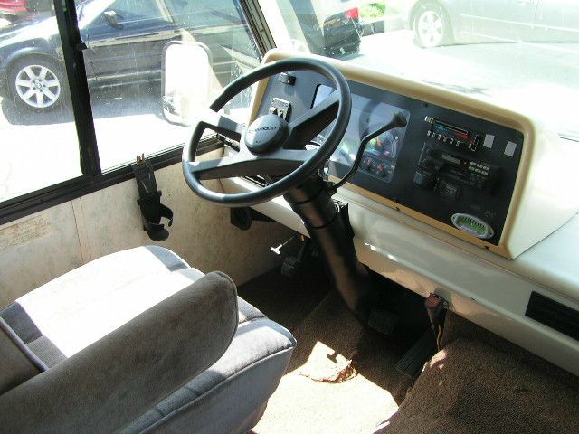 Chevrolet P30 1993 photo 0