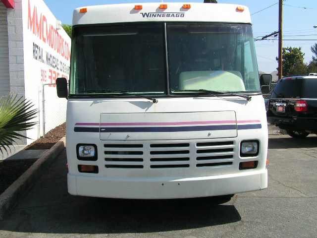 Chevrolet P30 1993 photo 4