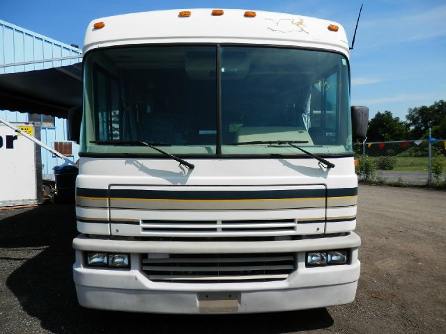 Chevrolet P30 1995 photo 1