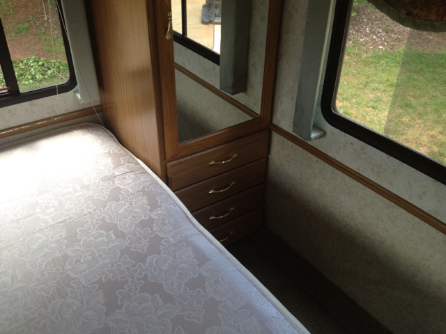 Chevrolet P30 1997 photo 10