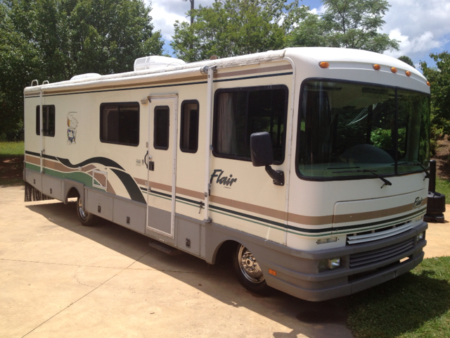 Chevrolet P30 1997 photo 22